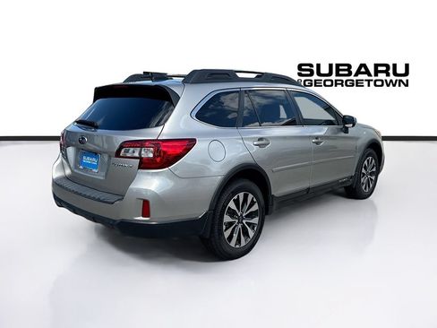 Used 2016 Subaru Outback 2.5i Limited AWD/4WD image 7