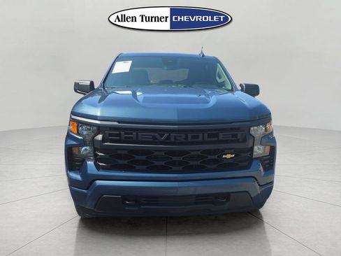 Used 2024 Chevrolet Silverado 1500 Custom RWD image 2