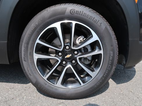 Used 2024 Chevrolet TrailBlazer LT AWD/4WD image 45
