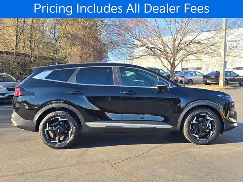 New 2026 Kia Sportage EX FWD image 2