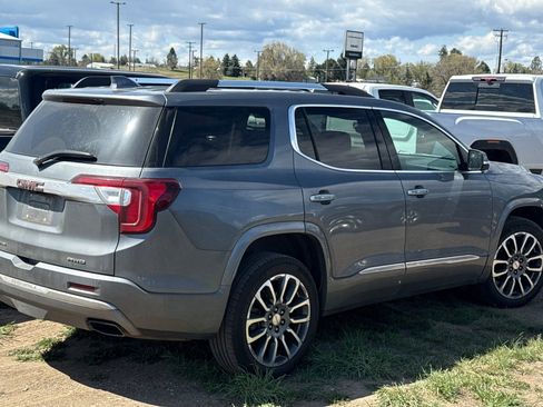 Used 2022 GMC Acadia Denali w/ Denali Ultimate Package AWD/4WD image 4