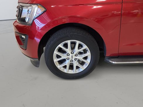 Used 2021 Ford Expedition XLT RWD image 8