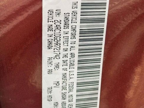 Used 2017 Chrysler Pacifica Touring FWD image 23
