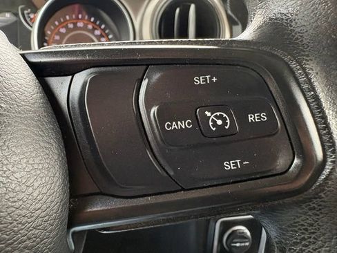 Used 2020 Jeep Wrangler Sport AWD/4WD image 24