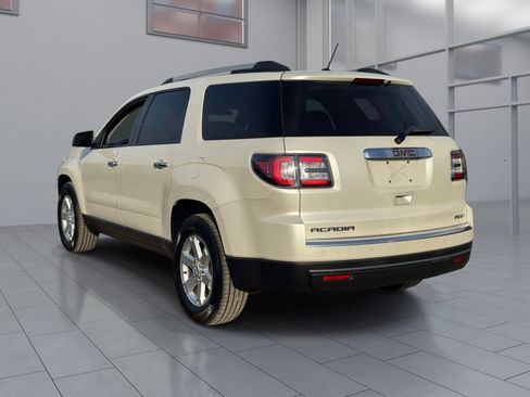 Used 2015 GMC Acadia SLE image 5