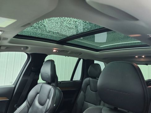 Used 2018 Volvo XC90 T6 Inscription w/ Convenience Package image 20