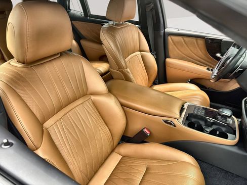 Used 2023 Lexus LS 500 AWD w/ Luxury Package image 26
