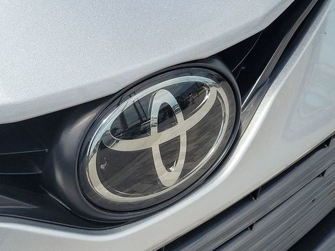 Used 2023 Toyota Camry LE image 9