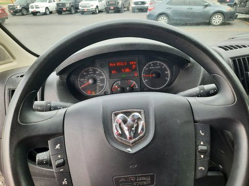 Used 2020 RAM ProMaster 2500 w/ Interior Convenience Group FWD image 7