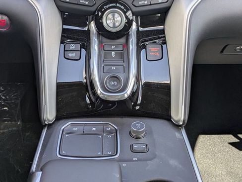 Certified 2025 Acura TLX w/ Technology Package image 31