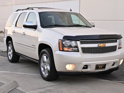 Used 2014 Chevrolet Tahoe LTZ image 8