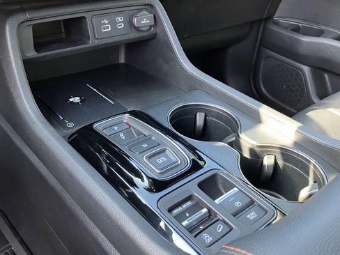 Used 2024 Honda Pilot TrailSport image 28