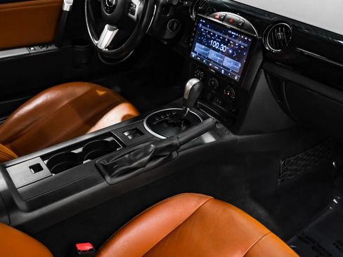 Used 2008 MAZDA MX-5 Miata Grand Touring w/ Premium Pkg RWD image 21