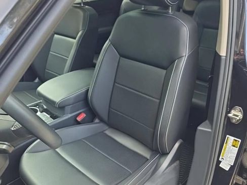Certified 2023 Volkswagen Atlas SE w/ Panoramic Sunroof Package AWD/4WD image 5