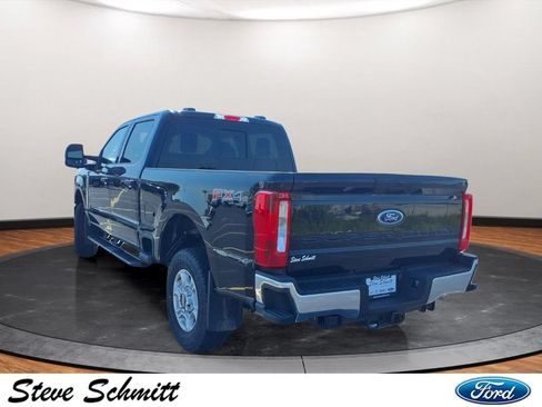 New 2026 Ford F250 XLT w/ FX4 Off-Road Package AWD/4WD image 3