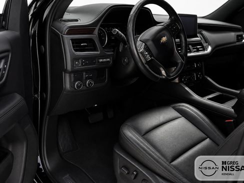Used 2021 Chevrolet Suburban High Country RWD image 7