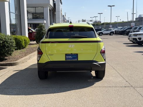 Certified 2025 Hyundai Kona SEL FWD image 6
