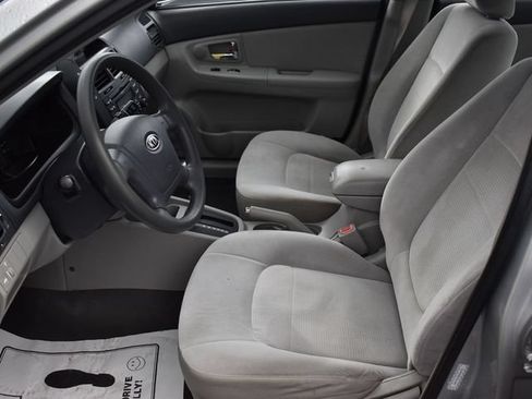 Used 2009 Kia Spectra EX FWD image 9