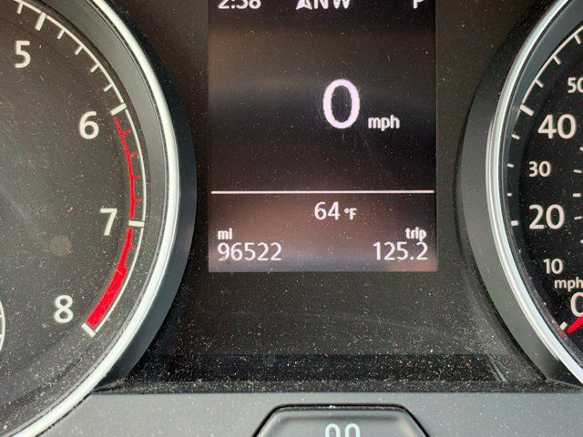 Used 2017 Volkswagen Golf Alltrack SE AWD/4WD image 15