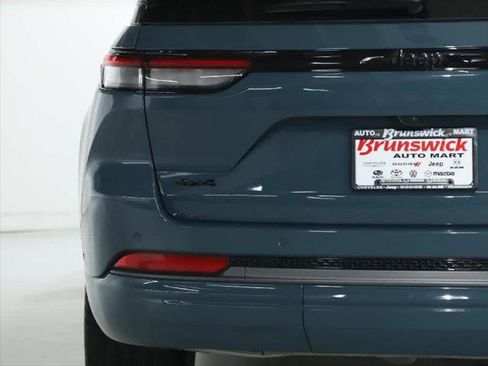 Certified 2026 Jeep Grand Cherokee Summit w/ Obsidian Package AWD/4WD image 45