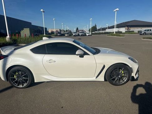 Used 2023 Subaru BRZ Limited image 7