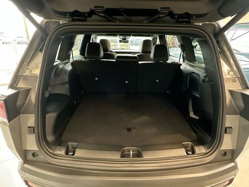 New 2026 Jeep Cherokee Overland w/ Advanced Pro Tech Group AWD/4WD image 25