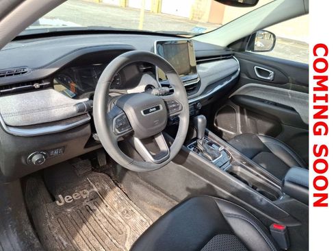 Used 2022 Jeep Compass Latitude image 12