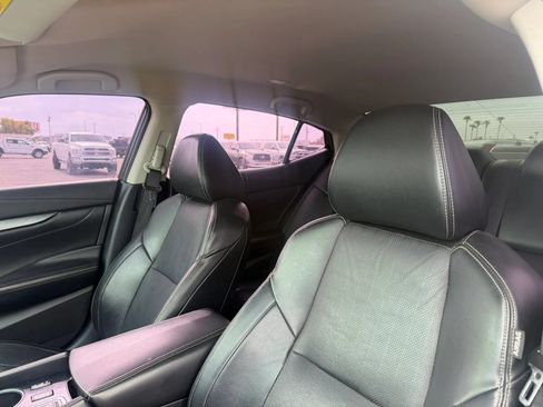 Used 2018 Nissan Maxima 3.5 SV FWD image 22