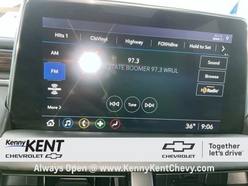 Used 2021 Chevrolet Tahoe Z71 w/ Z71 Signature Package image 34