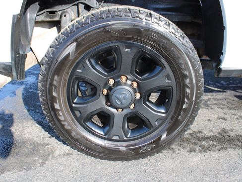 Used 2023 RAM 2500 Tradesman image 18