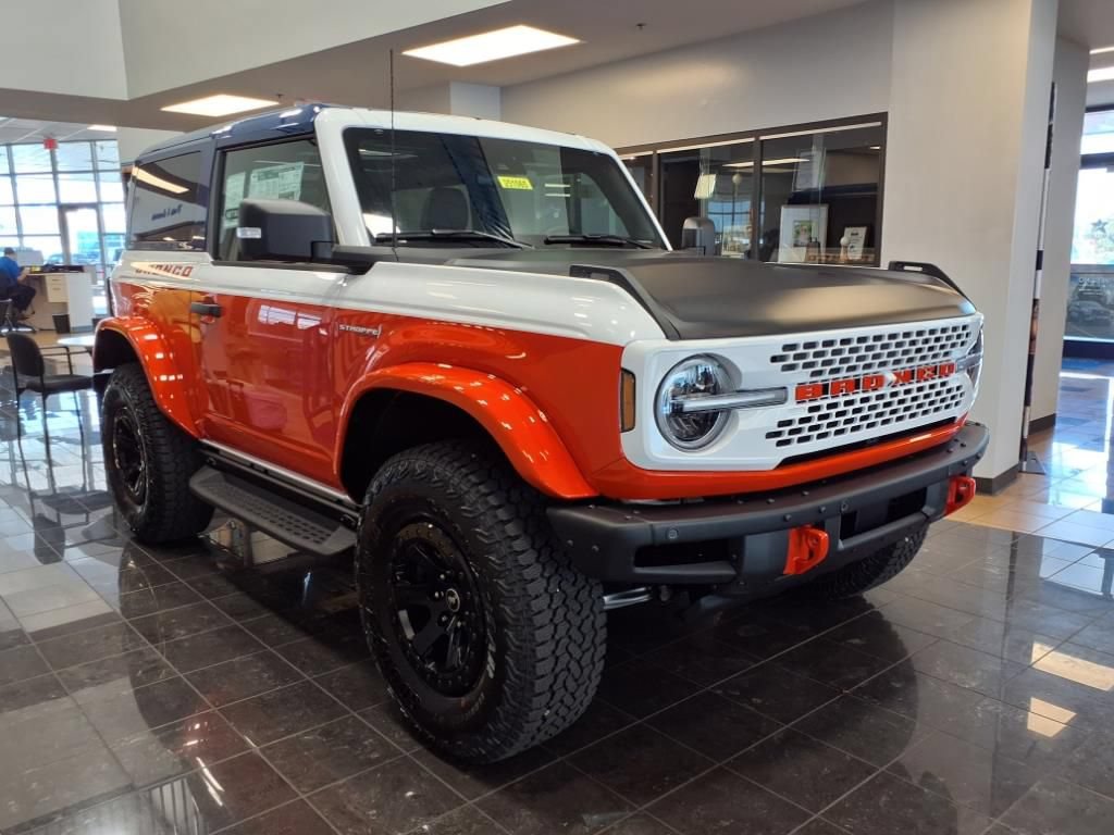 Used 2025 Ford Bronco Stroppe Edition AWD/4WD image 8