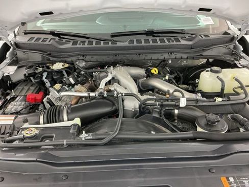 Certified 2025 Ford F350 Lariat w/ FX4 Off-Road Package AWD/4WD image 34