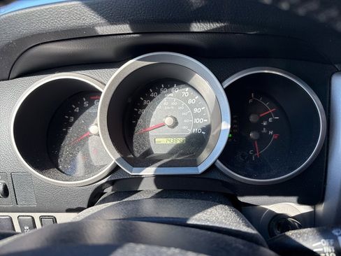 Used 2008 Toyota 4Runner SR5 image 13