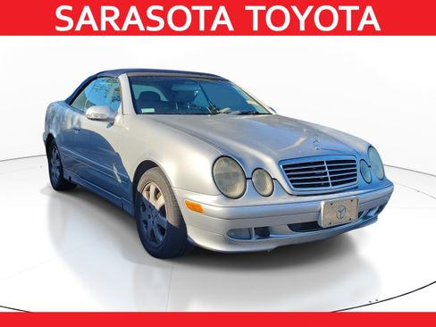 Used 2000 Mercedes-Benz CLK 320 Cabriolet image 1