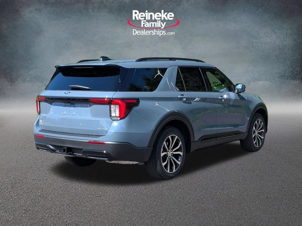 New 2026 Ford Explorer ST-Line AWD/4WD image 5