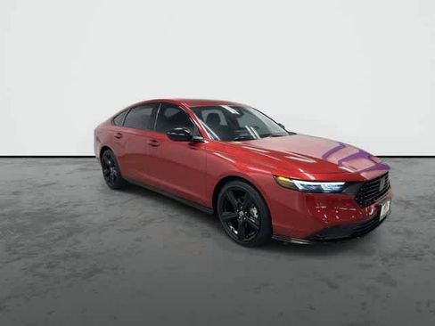 Used 2024 Honda Accord Sport image 5