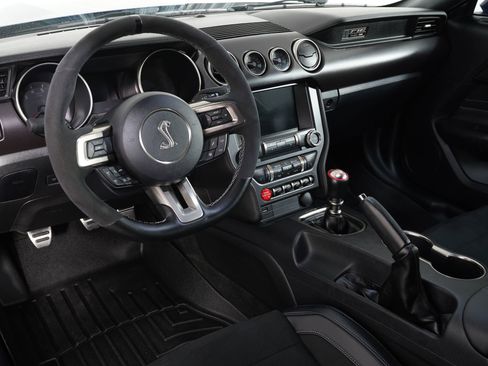 Used 2016 Ford Mustang Shelby GT350 w/ Technology Package RWD image 14
