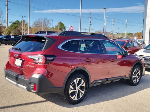 Used 2022 Subaru Outback Limited image 3