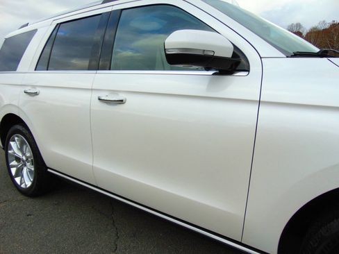 Used 2018 Ford Expedition Limited w/ Equipment Group 302A image 41
