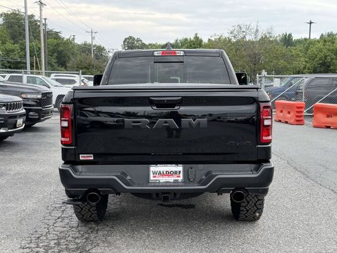 Used 2025 RAM 1500 Warlock AWD/4WD image 3
