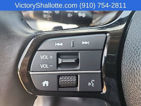 Used 2023 Honda Pilot EX-L image 12