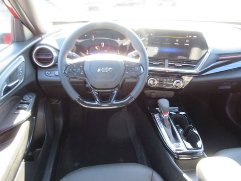 New 2026 Chevrolet Trax RS w/ Driver Confidence Package image 14