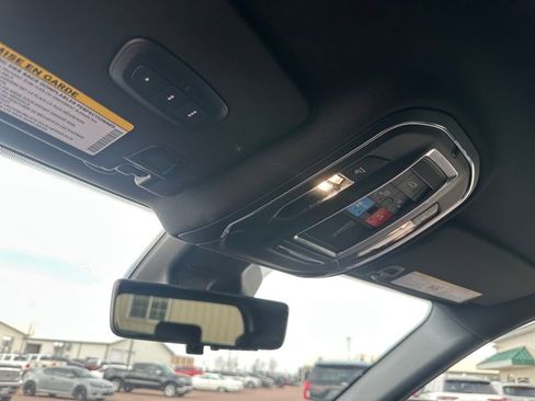 Used 2022 Jeep Grand Cherokee Trailhawk w/ Luxury Tech Group III image 19