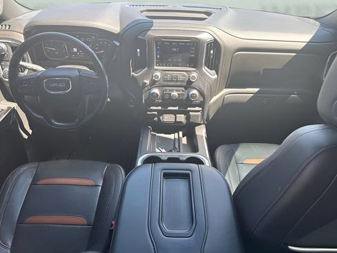 Used 2021 GMC Sierra 2500 AT4 w/ AT4 Premium Plus Package AWD/4WD image 15
