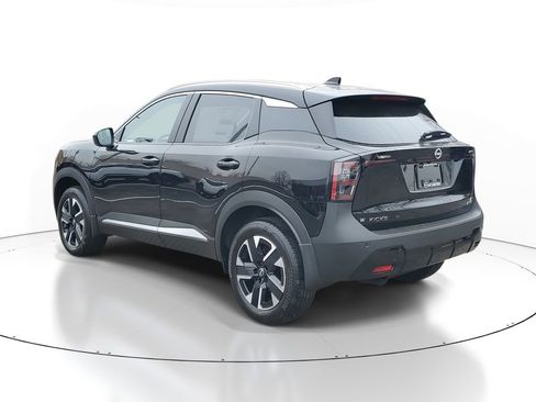 New 2026 Nissan Kicks SV image 3