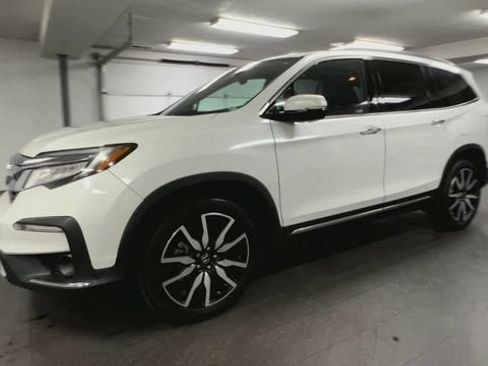 Used 2020 Honda Pilot Elite image 4