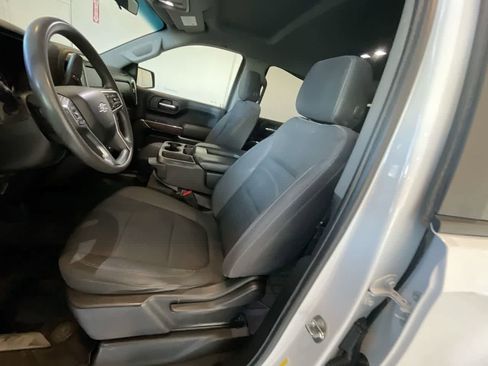 Used 2020 Chevrolet Silverado 1500 RST image 11