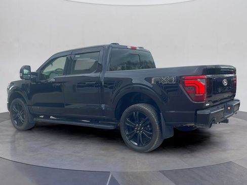 Used 2025 Ford F150 Lariat w/ Equipment Group 502A High AWD/4WD image 3