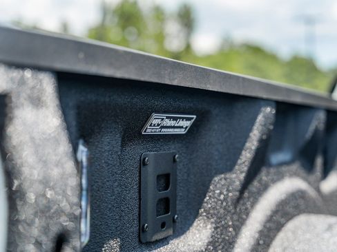 Used 2025 Ford F350 Platinum AWD/4WD image 11