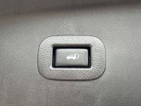 Used 2019 INFINITI QX80 Luxe w/ 22" Wheel Package AWD/4WD image 15
